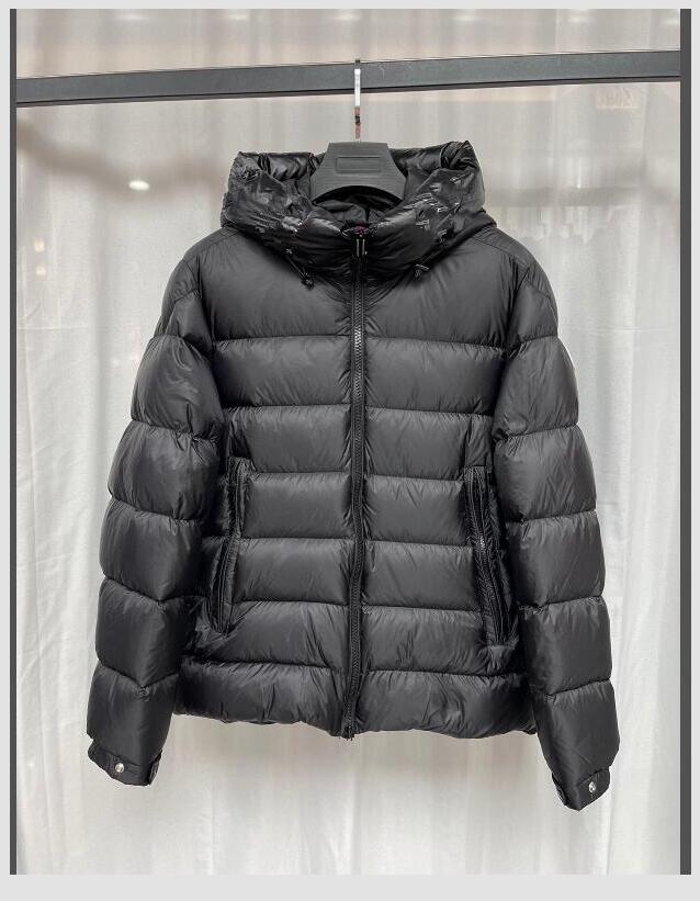 Men Down Jacket Warm Double Zipper Outwear Winter Autumn Letter Embroidery Hooded Parkas Size -2XL White/Black
Men Down Jacket Warm Double Zipper Outwear Winter Autumn Letter Embroidery Hooded Parkas Size -2XL White/Black