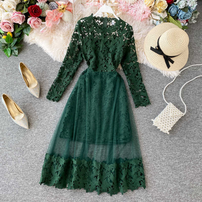 LY VAREY LIN Spring Women Elegant O-neck Lace Hollow Out Dress Vintage Mesh Patchwork Midi LadySlim Fairy 210526