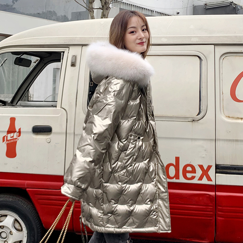 down Off-season special gold and silver shiny Tesla real fox fur collar mid-length down jacket women, Black
down Off-season special gold and silver shiny Tesla real fox fur collar mid-length down jacket women, Black