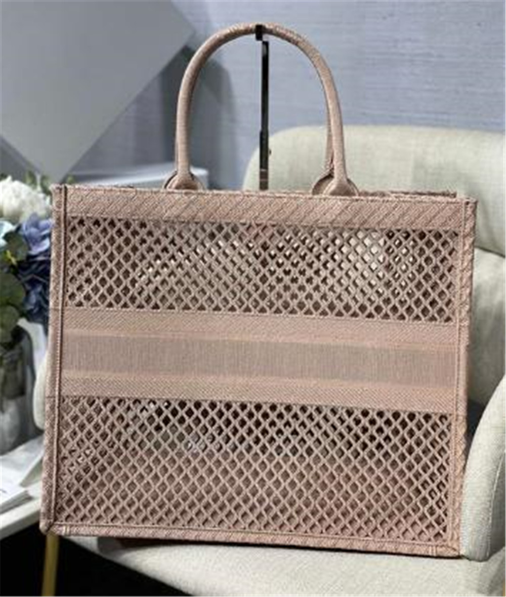 2021 Spring Bags Fashion Newest Women Handbags Book Tote High Quality Mesh Fabric Embroidery Shoulder Ready To Ship, Blue
2021 Spring Bags Fashion Newest Women Handbags Book Tote High Quality Mesh Fabric Embroidery Shoulder Ready To Ship, Blue
