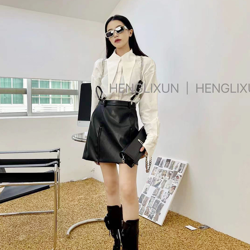Skirts Sense of design straps PU leather Half skirt temperament Irregular High waist Show thin, Black
Skirts Sense of design straps PU leather Half skirt temperament Irregular High waist Show thin, Black