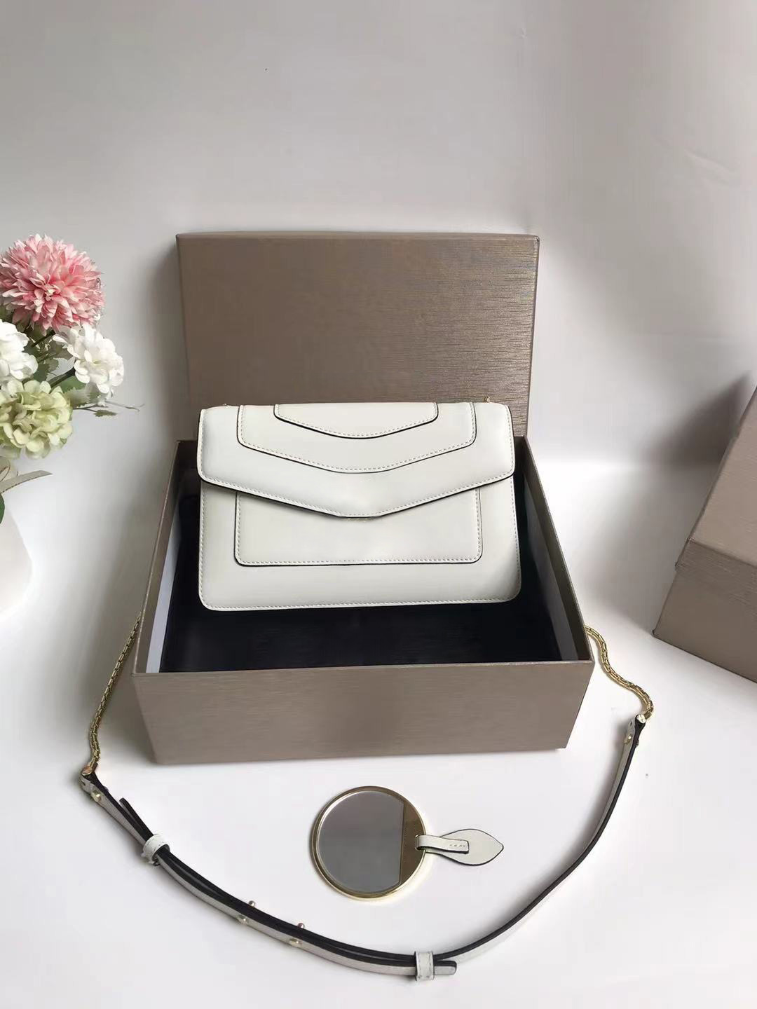 Fashion Designers Womens bags Purses 2021 Luxury Handbag Genuine Leather For Ladies Crossbody Handbags suitable dating size, Customize
Fashion Designers Womens bags Purses 2021 Luxury Handbag Genuine Leather For Ladies Crossbody Handbags suitable dating size, Customize