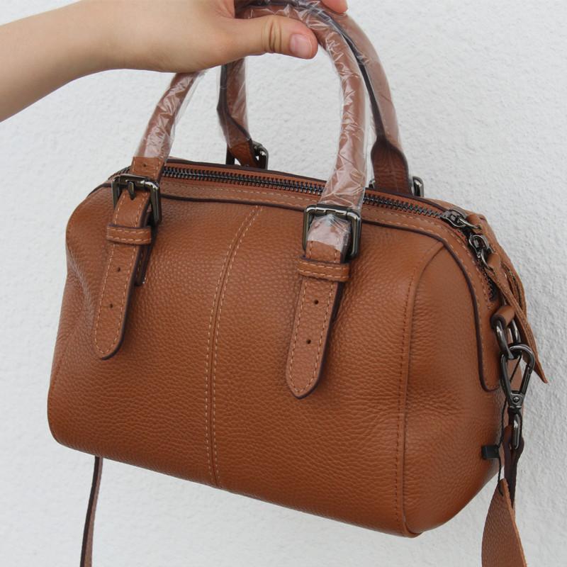 Shoulder Bags Soft Leather Handbag Women Designer 100% Genuine Bag Female Messenger Casual High Quality Small Boston, Black
Shoulder Bags Soft Leather Handbag Women Designer 100% Genuine Bag Female Messenger Casual High Quality Small Boston, Black