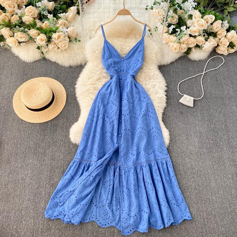 bohemian summer beach hollow out women dress long v neck high waist single breasted a line big swing vestidos, Black;gray
bohemian summer beach hollow out women dress long v neck high waist single breasted a line big swing vestidos, Black;gray