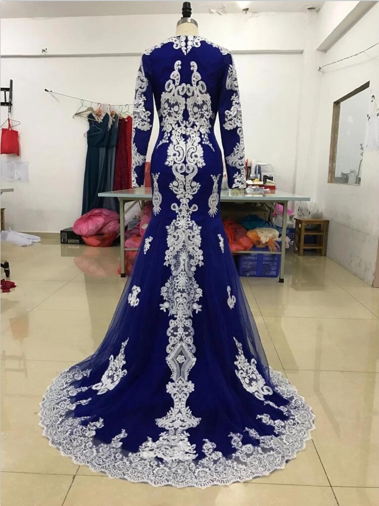 Saudi Arabia Formal Evening Dresses With Long Sleeves Ivory Lace Jewel Muslim Special Occasion Party Women Dress Plus Size Prom Mermaid Style 2021