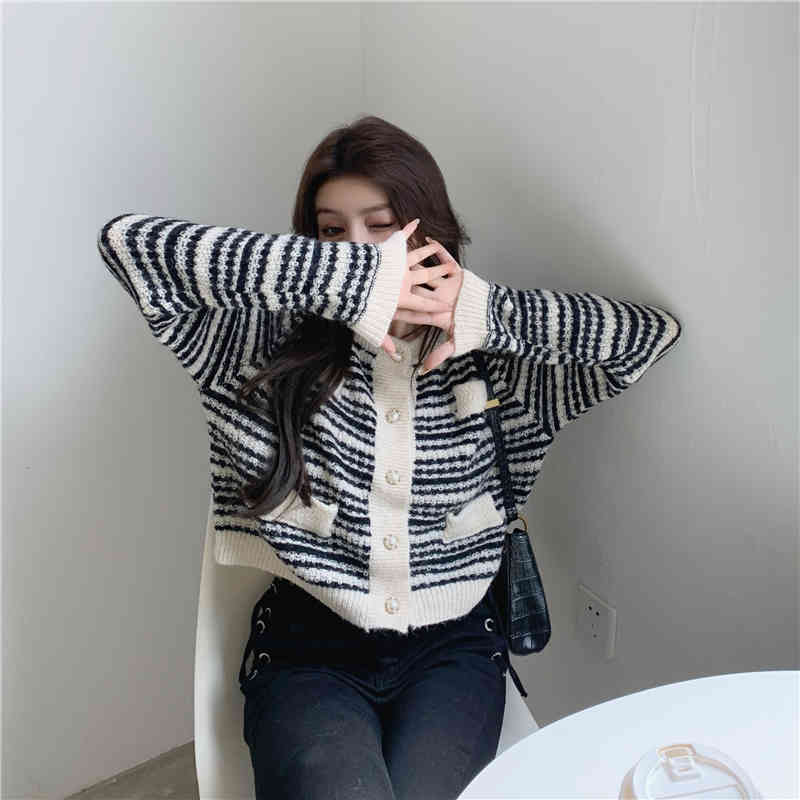 2 Colors Autumn winter korean style stripe vintage soft knittd cardigans womens button sweaters cardigans womans (R99464) 210423
