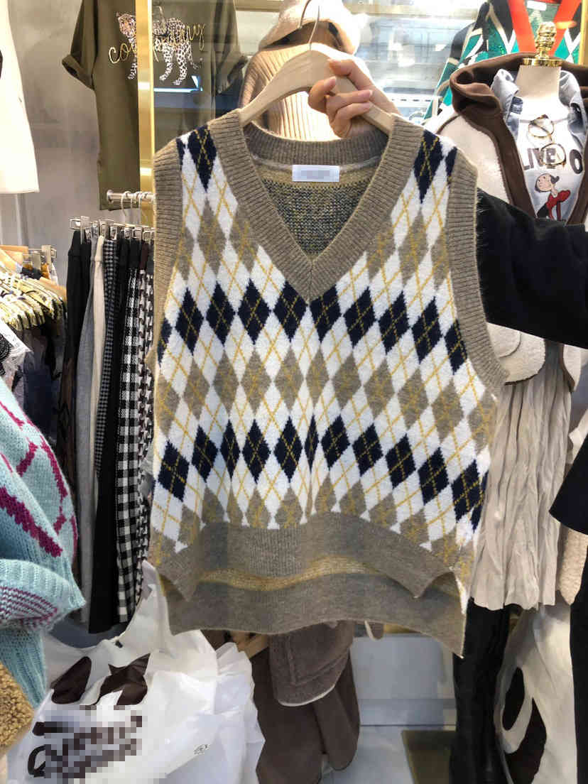 Nomikuma Korean Hit Color Argyly Sleeveless Pullover Sweater Causal V-neck Spring New Knitted Women Vests Ropa Mujer 6E035 210427