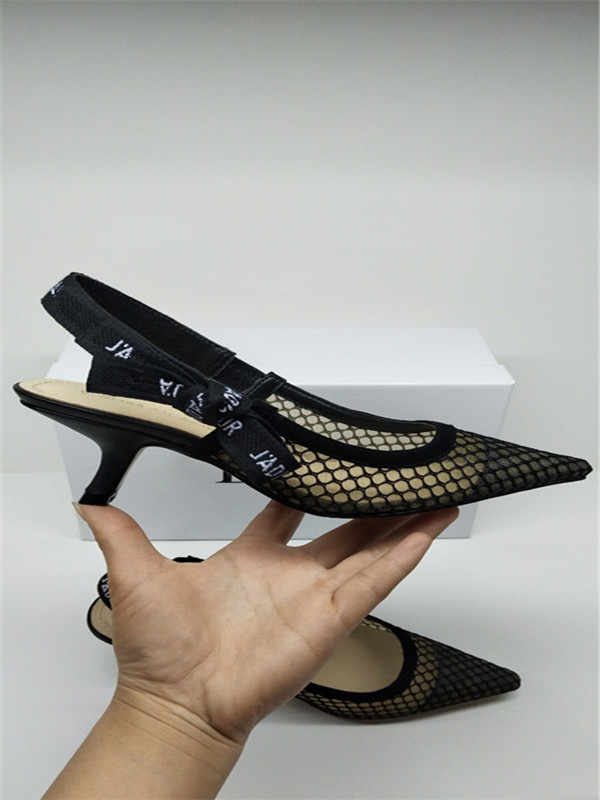letter bow knot high heel shoes women runway pointed toe low heel shoes woman gladiaor sandals lady brand design mesh flat shoes, Red;white
letter bow knot high heel shoes women runway pointed toe low heel shoes woman gladiaor sandals lady brand design mesh flat shoes, Red;white