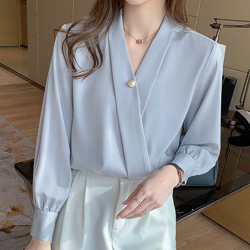 V-Neck Silk Shirts Women Pullover Short Sleeve Summer Tops Button Blouses Satin Clothing Office Lady Solid Blouse 210615, Gray shirts
V-Neck Silk Shirts Women Pullover Short Sleeve Summer Tops Button Blouses Satin Clothing Office Lady Solid Blouse 210615, Gray shirts