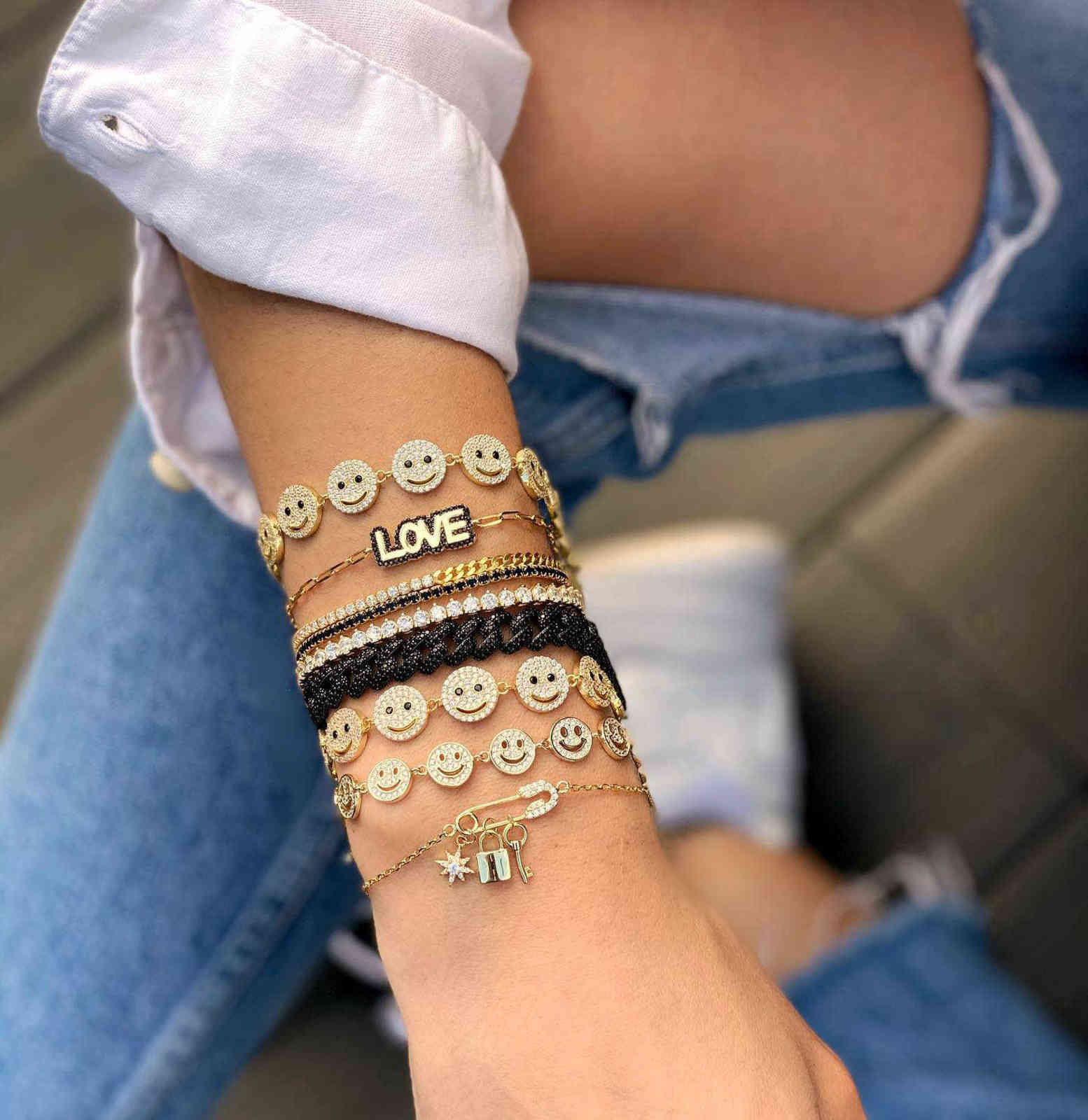 sale gold plated Women girl Micro Pave Cubic Zirconia Good Luck Happy smile face Disc Charm bracelets Birthday Gifts Jewelry 211124
