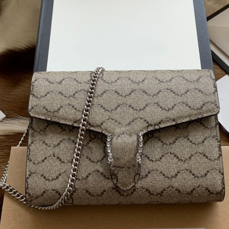 Classic Crossbody Bag Chain Shoulder Messenger Bags Brand Letter Purse Good Quality Serpentine Pattern Handbag Flap Wallet
Classic Crossbody Bag Chain Shoulder Messenger Bags Brand Letter Purse Good Quality Serpentine Pattern Handbag Flap Wallet
