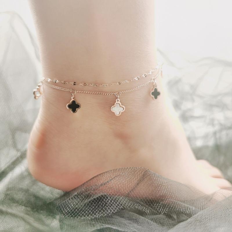 Anklets Fashion Clover Ins Double-layer Titanium Steel Rose Gold Foot Chain Friend Simple Decoration For Women
Anklets Fashion Clover Ins Double-layer Titanium Steel Rose Gold Foot Chain Friend Simple Decoration For Women