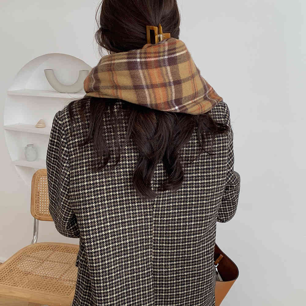 OL Notched Vintage Plaid Woolen Blazer Jacket Minimalist Autumn Winter Classic Formal Women Blazers Warm Suit Coat 210421