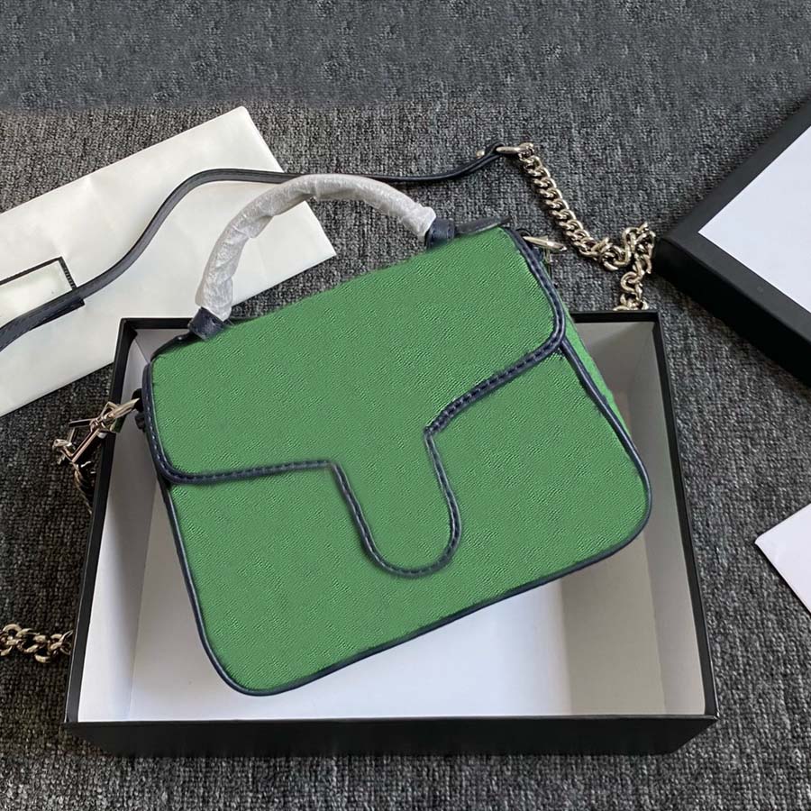 Women Shoulder Bags designer handbags top imported canvas material rhombus pattern ancient silver hardware accessories retro shape handbag
Women Shoulder Bags designer handbags top imported canvas material rhombus pattern ancient silver hardware accessories retro shape handbag