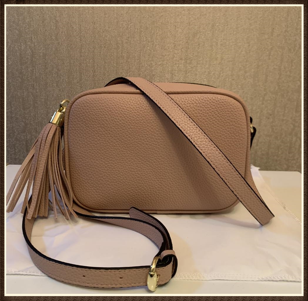 Top Quality Designer Handbags Wallet Handbag Women Crossbody Soho Bag Disco Shoulder Fringed Messenger Bags Purse 22cm, Invoices are not sold separately
Top Quality Designer Handbags Wallet Handbag Women Crossbody Soho Bag Disco Shoulder Fringed Messenger Bags Purse 22cm, Invoices are not sold separately