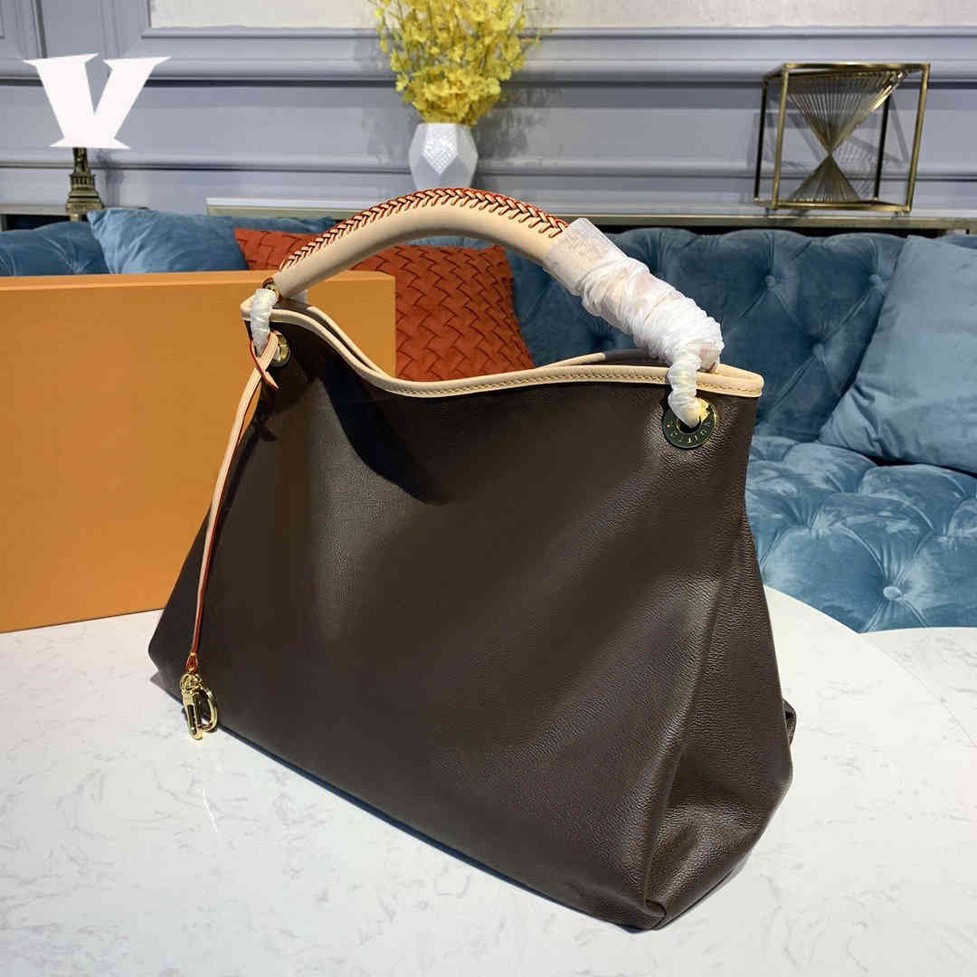 Luxury designer Crossbody Shoulder Backpack Handbags Tote bag Bags Handbags Wallet Purse Online Store selling fashion good quality artsy Hig
Luxury designer Crossbody Shoulder Backpack Handbags Tote bag Bags Handbags Wallet Purse Online Store selling fashion good quality artsy Hig