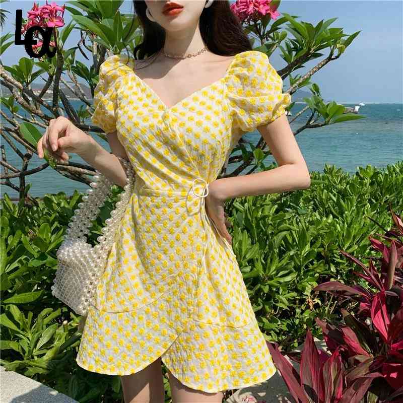 Summer Print Elegant Dress Women Sweet Fairy Kawaii Party Mini Designer French Casual Beach Korean 210519, White
Summer Print Elegant Dress Women Sweet Fairy Kawaii Party Mini Designer French Casual Beach Korean 210519, White