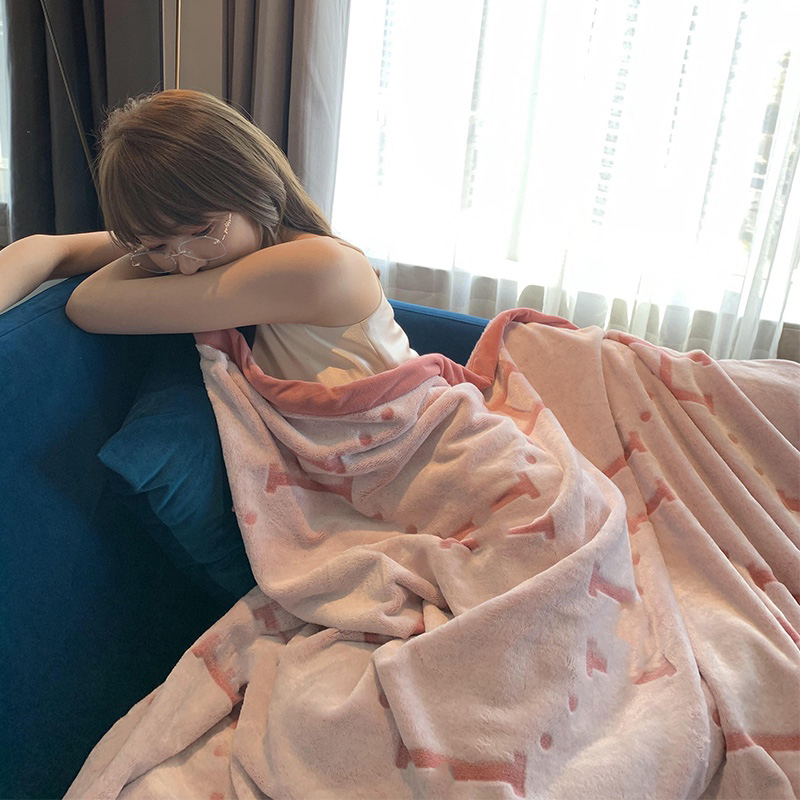 Classic Design Top luxurious Blanket Unisex Winter Warm Fashion High Quality Hot Style Blankets free ship
Classic Design Top luxurious Blanket Unisex Winter Warm Fashion High Quality Hot Style Blankets free ship