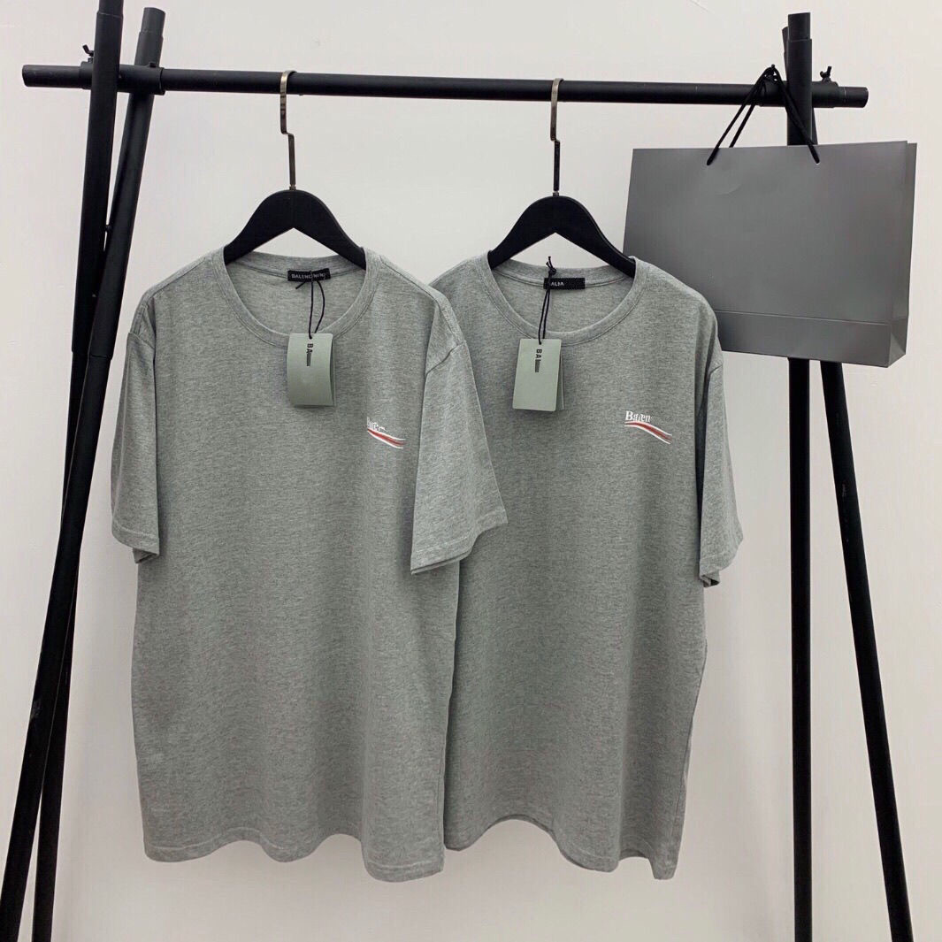 2022 Luxury Retro Letter Printed Men T shirt Harajuku Trend Brand Fashion Short Sleeve T-shirt Round Collar WomenTee Shirt Homme Prad, White
2022 Luxury Retro Letter Printed Men T shirt Harajuku Trend Brand Fashion Short Sleeve T-shirt Round Collar WomenTee Shirt Homme Prad, White