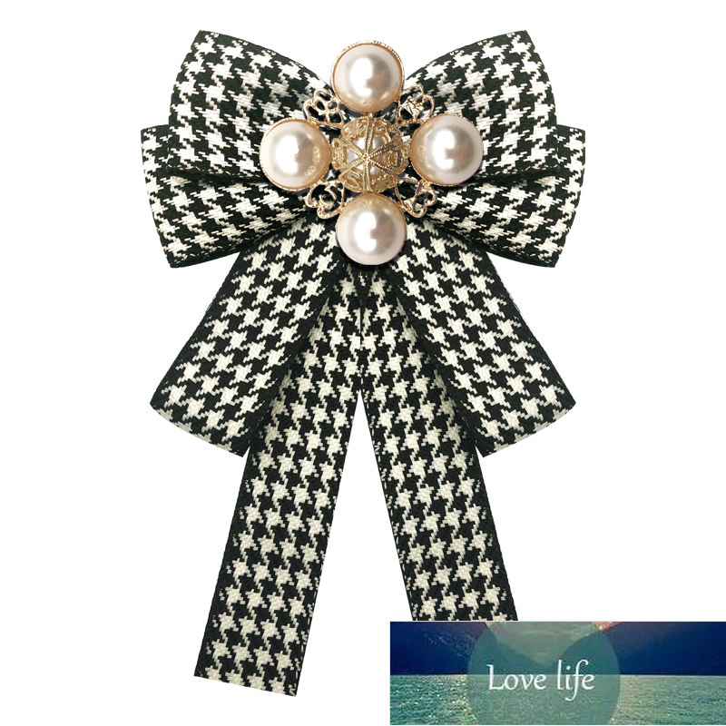 Classical Plaid Striped Printed Bow Brooch Canvas Pearls Bow Tie Corsage Collar Brooches for Women Shirt Collar Clothes Jewelry Factory price expert d