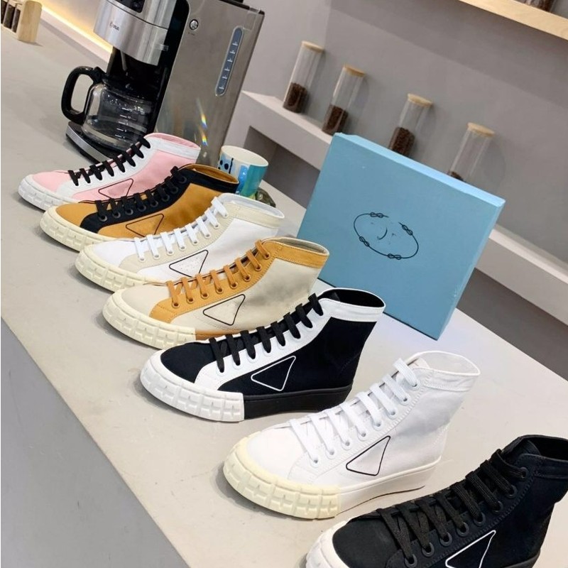 New P Wheel Cassetta Designer Shoes Women sneakers Canvas Stitching Lerren Stylist All-match Trainers size35-40, White
New P Wheel Cassetta Designer Shoes Women sneakers Canvas Stitching Lerren Stylist All-match Trainers size35-40, White