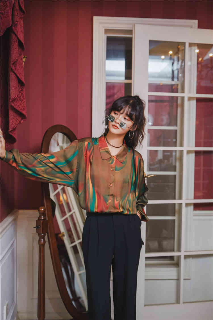 Iridescent Oversized Blouse Women Long Sleeve Button Up Collar Shirt Loose Top Streetwear Fall Fashion Clothing 210427