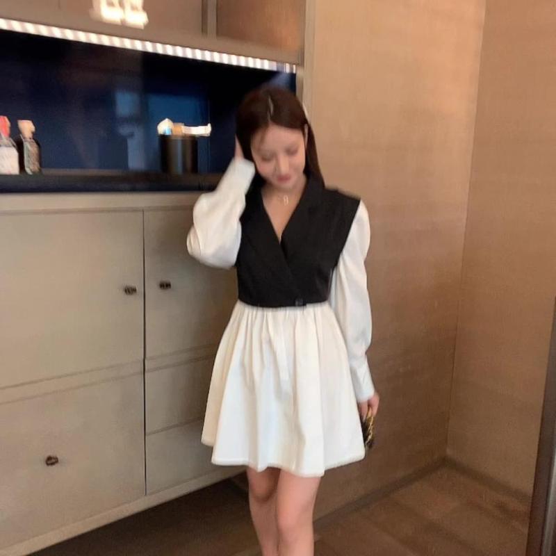 Casual Dresses 2021 Autumn French Niche Plaid A-line Waist Contrast Stitching Suit Collar Dress Long Sleeve Fashion Women