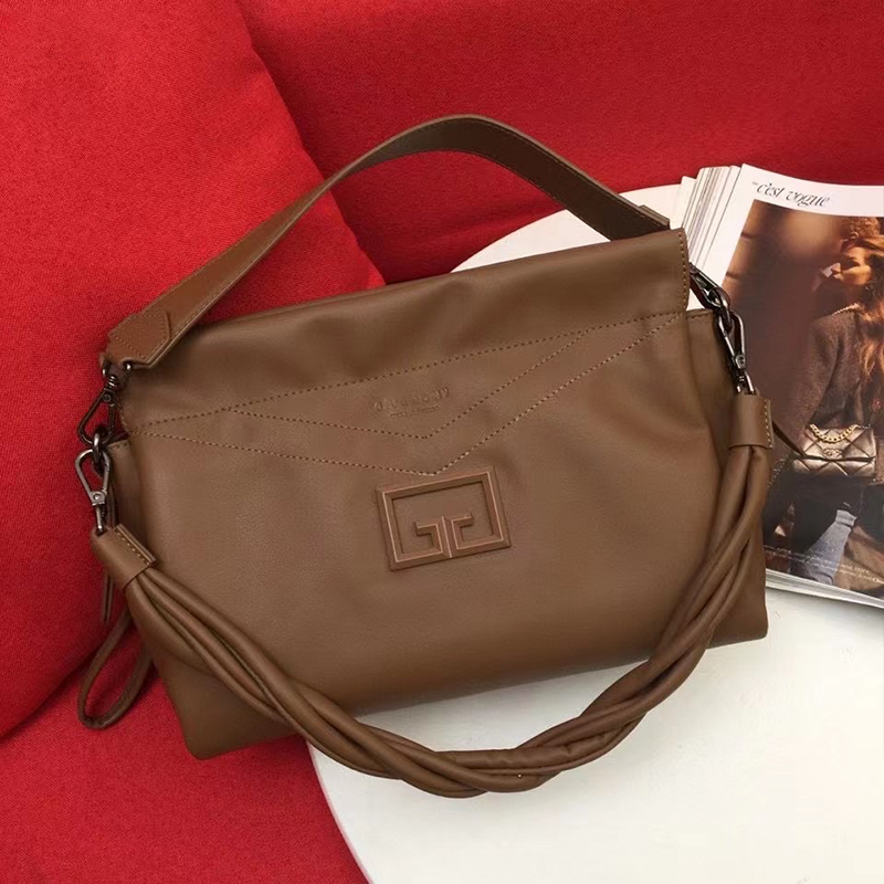 Women Luxurys Designers Bags Shoulder Bag Crossbody Wallet Womens Purses Card Holder Messenger Purse Handbag Lady Backpack
Women Luxurys Designers Bags Shoulder Bag Crossbody Wallet Womens Purses Card Holder Messenger Purse Handbag Lady Backpack