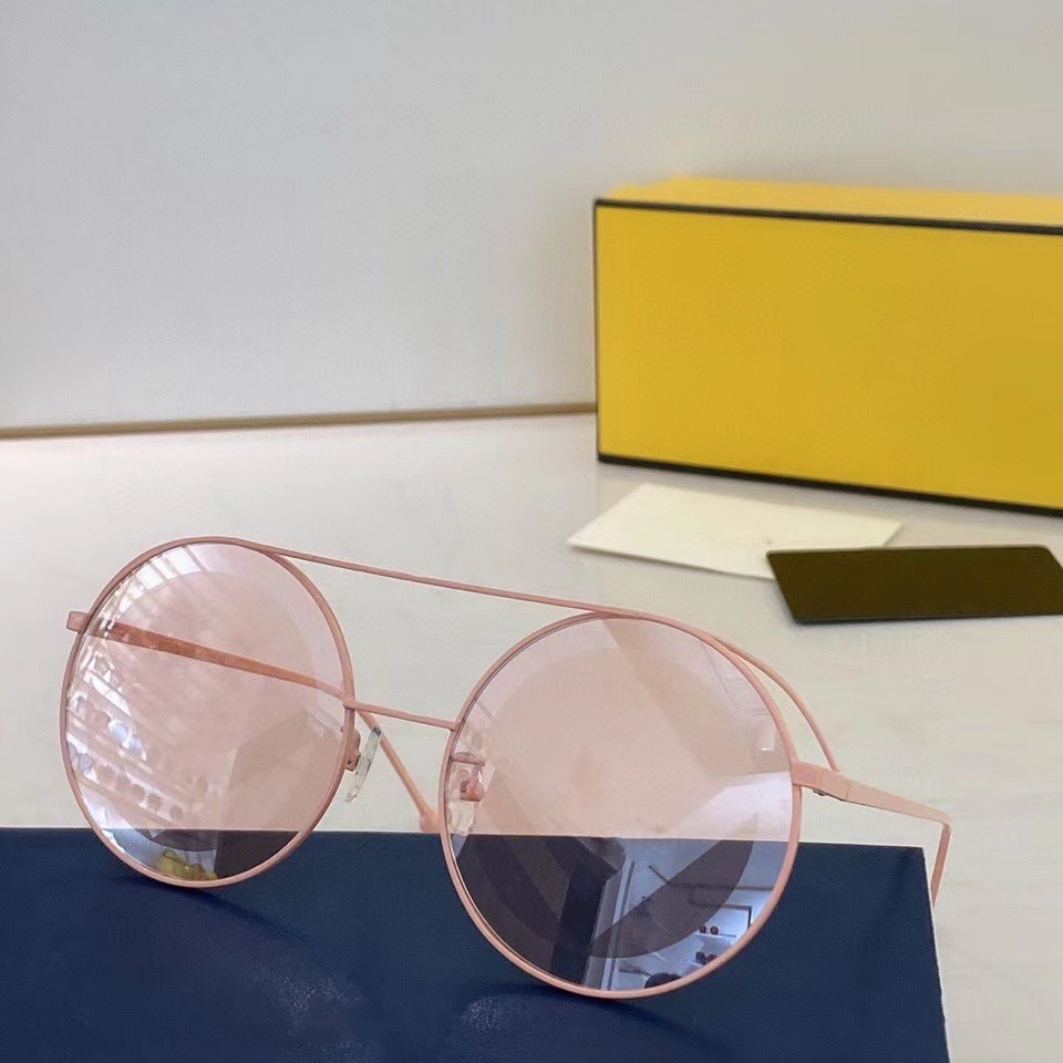 Men Sunglasses for women Latest selling fashion 0285 sun glasses mens sunglass Gafas de sol top quality glass UV400 lens with box
Men Sunglasses for women Latest selling fashion 0285 sun glasses mens sunglass Gafas de sol top quality glass UV400 lens with box