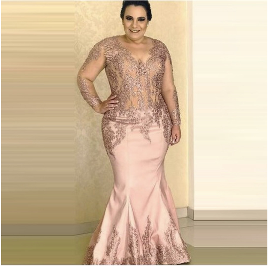 Plus Size Mother Of The Bride Dresses Lace Appliques Sheer Top Long Sleeves Mermaid V-Neck Bridal Moms Formal Party Gowns