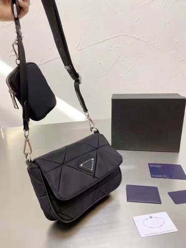 Fashion high-end brand luxury unisex shoulder bag waterproof cloth material casual all-match diagonal, Make up the difference
Fashion high-end brand luxury unisex shoulder bag waterproof cloth material casual all-match diagonal, Make up the difference