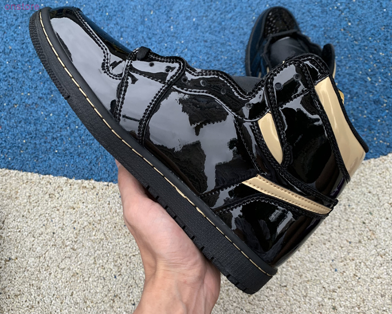 Top Quality Jumpman 1 1s Basketball Shoes High Travis Scotts Black patent leather Mens Women Banned Bred Toe Chicago Men Womens Sport, #1
Top Quality Jumpman 1 1s Basketball Shoes High Travis Scotts Black patent leather Mens Women Banned Bred Toe Chicago Men Womens Sport, #1
