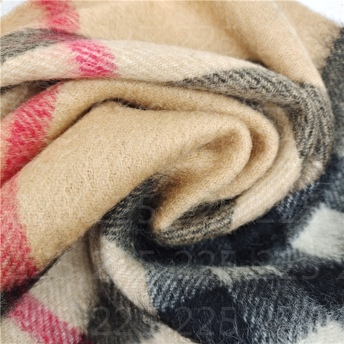 warm Chec wo soft scarf 10 designers scarvesreal imitation Big Scarves Classic thick nice women's silk and Unisex classic high-end men'