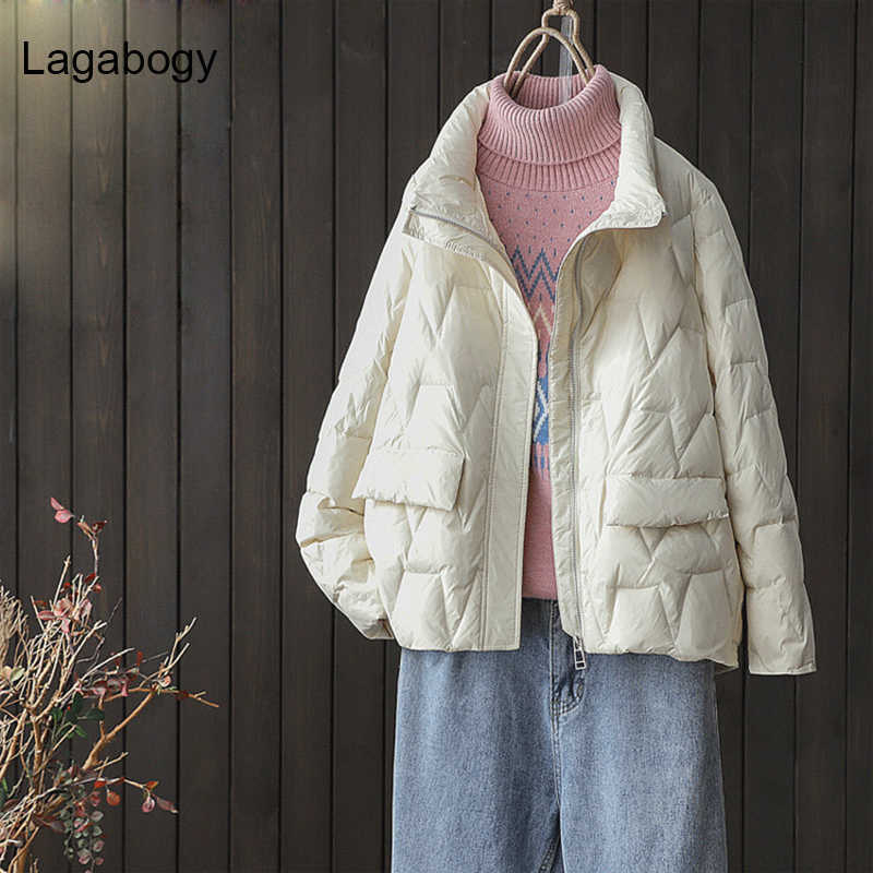 Lagabogy Autumn Winter Coat Women Ultra Light White Duck Down Parka Short Loose Puffer Jacket Female Casual Outwear 210918