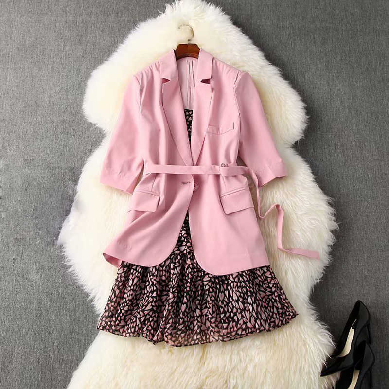 HIGH QUALITY est Fashion Designer Women's Turn-Down Collar Solid Summer Blazer Sweet Heart Printed Strap Dress Suit Set 210526, Beige
HIGH QUALITY est Fashion Designer Women's Turn-Down Collar Solid Summer Blazer Sweet Heart Printed Strap Dress Suit Set 210526, Beige