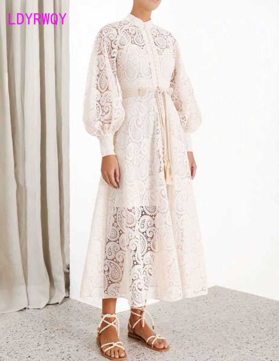 temperament waist slimming long white lace hollow stand collar lantern sleeve dress Knee-Length Zippers 210603, The picture color
temperament waist slimming long white lace hollow stand collar lantern sleeve dress Knee-Length Zippers 210603, The picture color