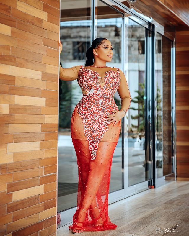 2021 Plus Size Arabic Aso Ebi Luxurious Lace Beaded Prom Dresses Sheer Neck Long Sleeves Sexy Evening Formal Party Second Reception Gowns Dress ZJ505