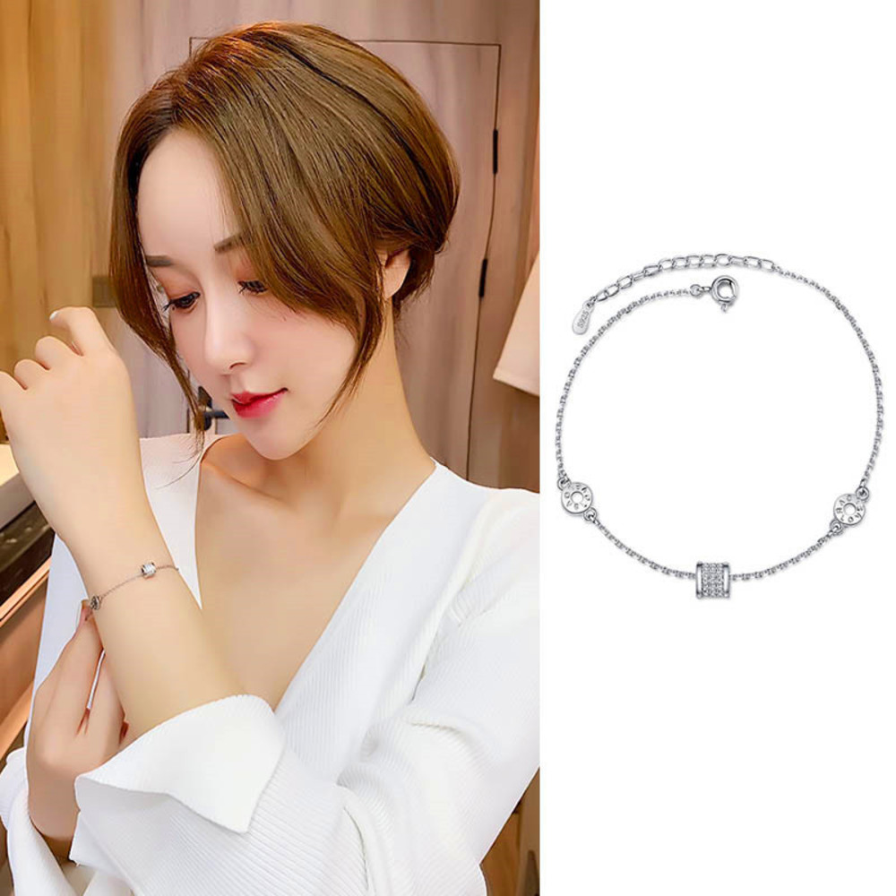 ,bracelet The voice is broadcast live, bracelet full of women, the chain drill, small crowd designs tiktok red gift to send, Golden;silver
,bracelet The voice is broadcast live, bracelet full of women, the chain drill, small crowd designs tiktok red gift to send, Golden;silver