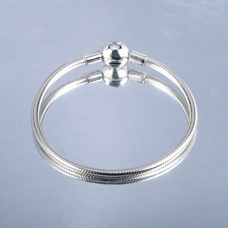 925 Sterling Silver 18K gold Chain Bracelets Round bead -shaped Fit Pandora Charms Bead Wedding Bangle Bracelet Jewelry Gift For Women
925 Sterling Silver 18K gold Chain Bracelets Round bead -shaped Fit Pandora Charms Bead Wedding Bangle Bracelet Jewelry Gift For Women