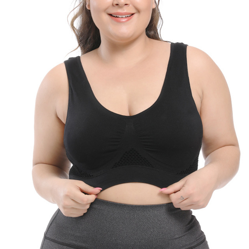 Plus Size Bra Seamless Vest Bra With Pads Big Size 5XL 6XL Push Up Bralette Bras For Women Vest Wireless Active Brassiere Bra 210515