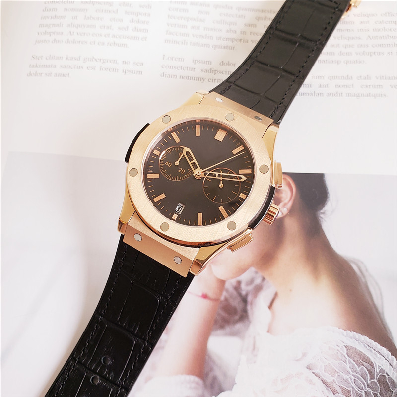 Men Watches 42mm Leather Strap Quartz Movement High Quality Stainless Steel Case Calendar Watch Master Designer Wristwatch
Men Watches 42mm Leather Strap Quartz Movement High Quality Stainless Steel Case Calendar Watch Master Designer Wristwatch