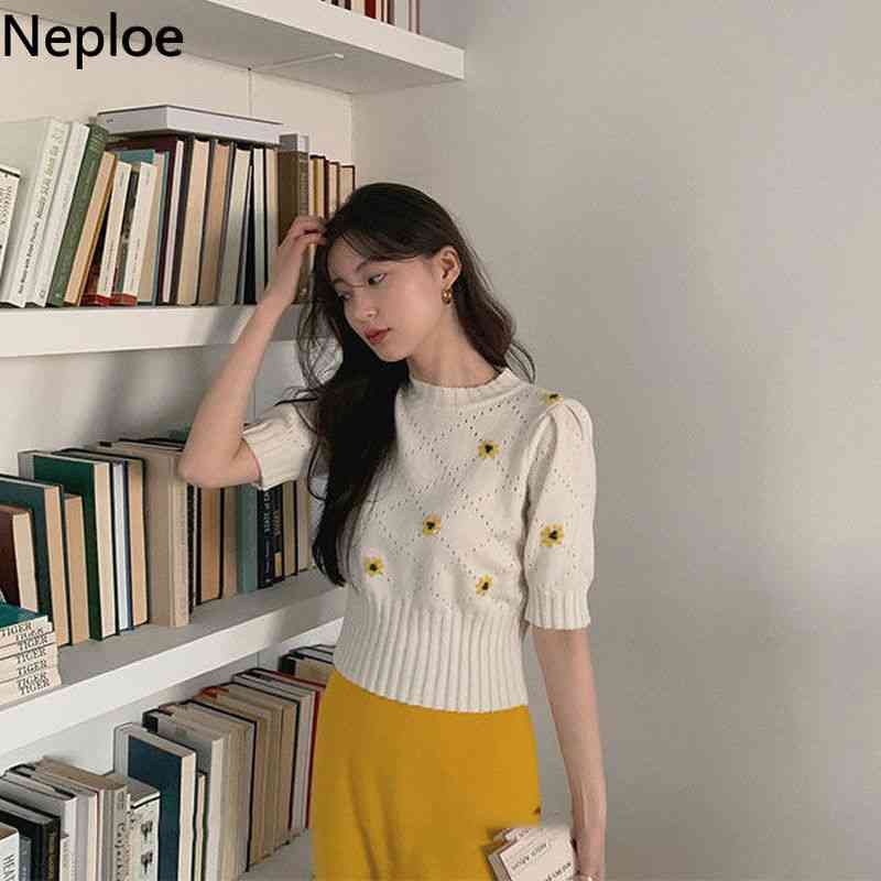 Neploe Knitted Pullover Korean Chic Summer Flower Embroidered Hollow Out Sweater Cropped Tops Short Sleeve Thin Shirt for Women 210422