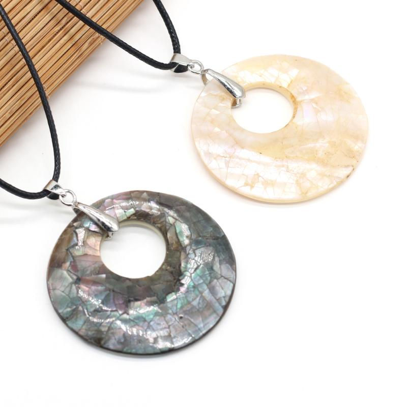 Pendant Necklaces Natural Shell Alloy Necklace Comfortable To Wear Retro Round Shape Big Hole Temperament For Unisex Charm Jewelry
Pendant Necklaces Natural Shell Alloy Necklace Comfortable To Wear Retro Round Shape Big Hole Temperament For Unisex Charm Jewelry