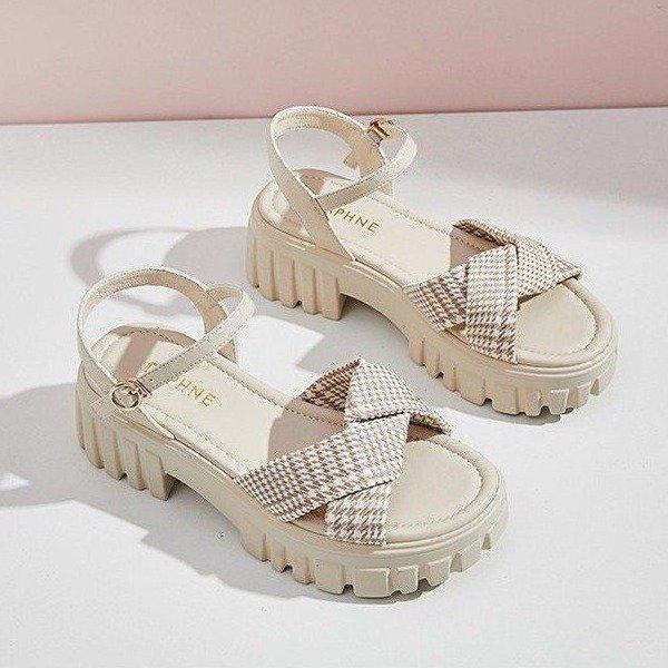 Sandales épaisses Femmes Soldes 2021 Muffin d'été à talon petit parfum Chaussures à plat avec Bouton Strap 35-40