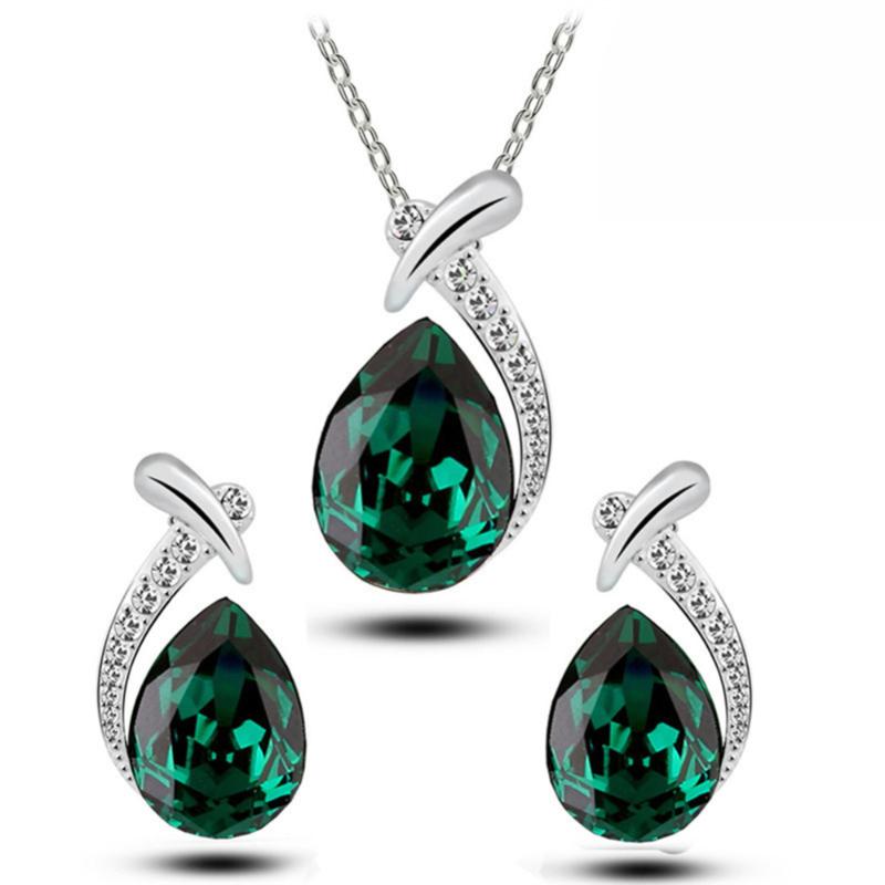 Wedding Jewelry Sets 2PC Water Drop Cubic Stone Silver Color Earrings Bling Necklaces Ship Purple, Slivery;golden
Wedding Jewelry Sets 2PC Water Drop Cubic Stone Silver Color Earrings Bling Necklaces Ship Purple, Slivery;golden