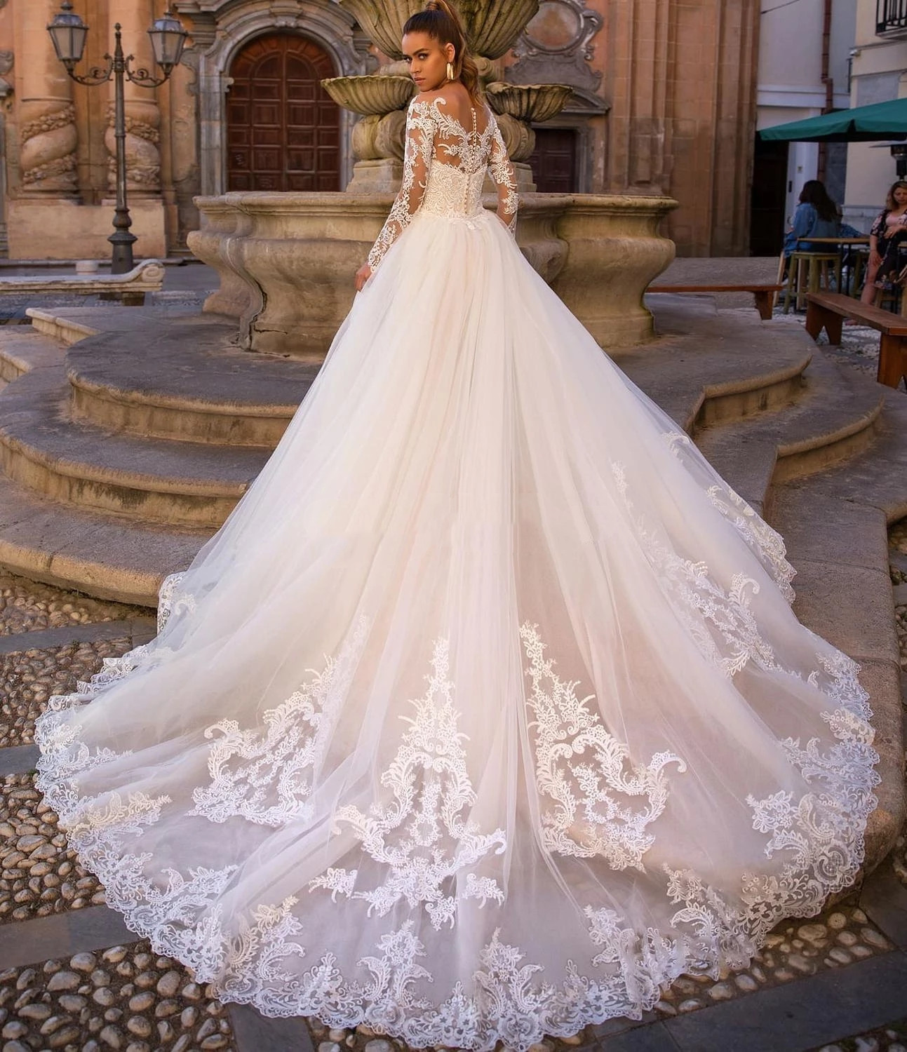 Long Sleeves Vintage Mermaid Wedding Dresses with Detachable Skirt 2 in 1 Luxury lace applique garden farm bridal gowns robes