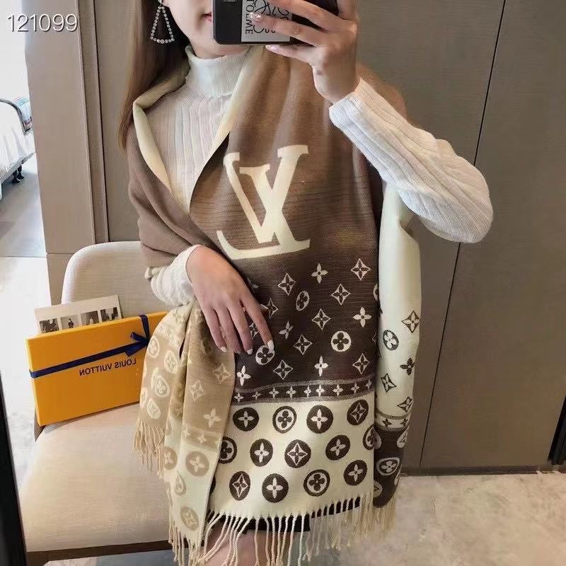 designer Winter Casual Business men scarf Cashmere Scarves Male Warm Plaid Cotton Shawl Wraps foulard, Blue;gray
designer Winter Casual Business men scarf Cashmere Scarves Male Warm Plaid Cotton Shawl Wraps foulard, Blue;gray