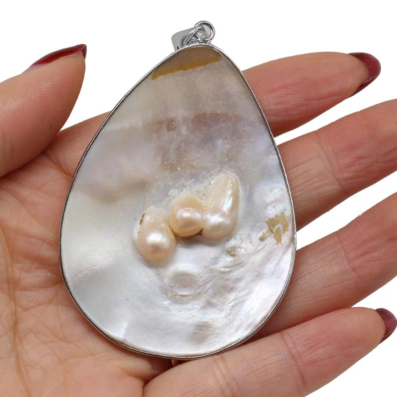 Charms Natural Mother Pearl Shell Pendants For Jewelry Making DIY Accessories Fit Necklaces Earring Or Women Gifts Size 45x66mm, Bronze;silver
Charms Natural Mother Pearl Shell Pendants For Jewelry Making DIY Accessories Fit Necklaces Earring Or Women Gifts Size 45x66mm, Bronze;silver