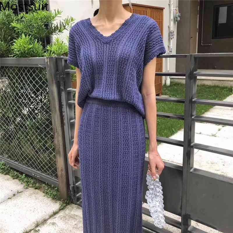 Summer Korean Knitted Two Piece Skirt Sets Women Short Sleeve V-neck Tops + Straight Long Suits Fashion Casual 210518, Khaki
Summer Korean Knitted Two Piece Skirt Sets Women Short Sleeve V-neck Tops + Straight Long Suits Fashion Casual 210518, Khaki