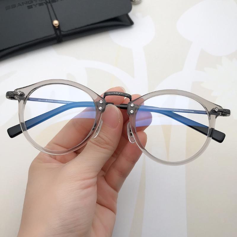 Fashion Sunglasses Frames Japanese Retro Men's And Women's Super Light Pure Titanium Full Frame Round Can Match Myopia Frame805
Fashion Sunglasses Frames Japanese Retro Men's And Women's Super Light Pure Titanium Full Frame Round Can Match Myopia Frame805